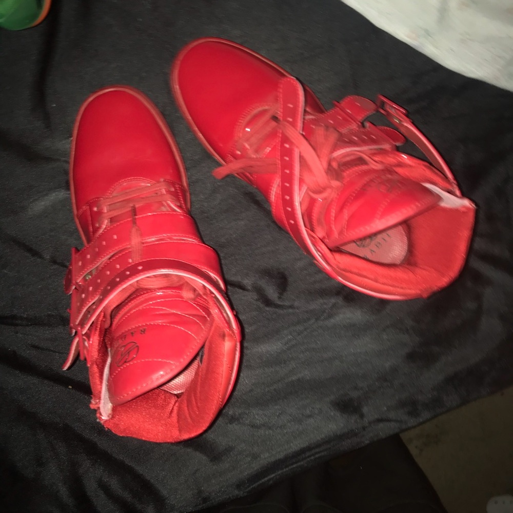Red radio